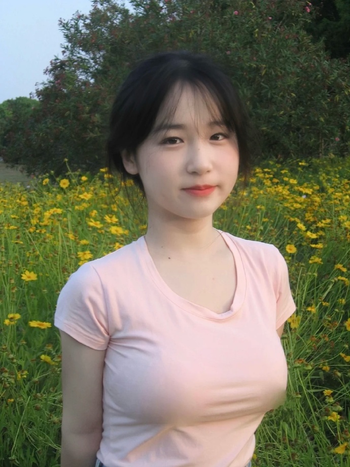 女生粉槟榔图片(图1)